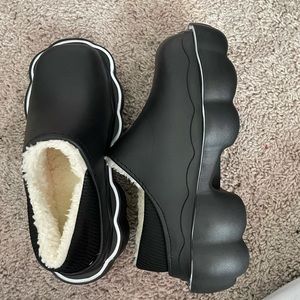 fuzzy platform shoes